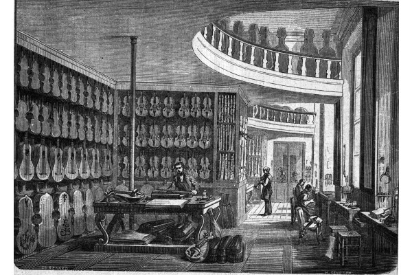 Atelier de fabrication des instruments à vent en bois, et des instruments à cordes.