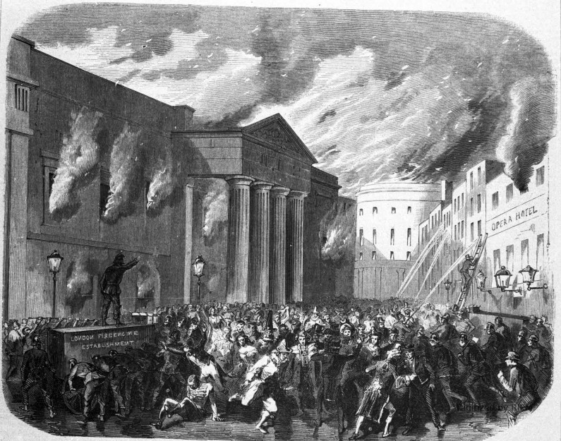 Incendie du théâtre de Covent-Garden, à Londres, le lundi 4 mars 1856. — Sortie d’un bal costumé. — D’après un croquis de M. Wirgman.