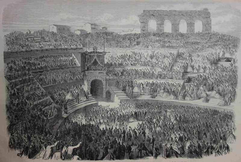 Le roi Victor-Emmanuel assistant à la Tombola donnée par la ville de Vérone, dans son amphithéâtre. — D’après un croquis de M. Borgomainerio.