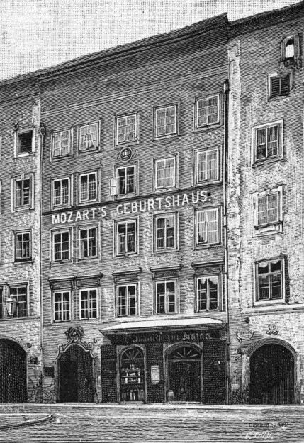 La maison natale. [Célébration à Salzbourg du centième anniversaire de la mort de Mozart. D’après des documents communiqués par le « Mozarteum » à M. Hirsch, notre correspondant.]